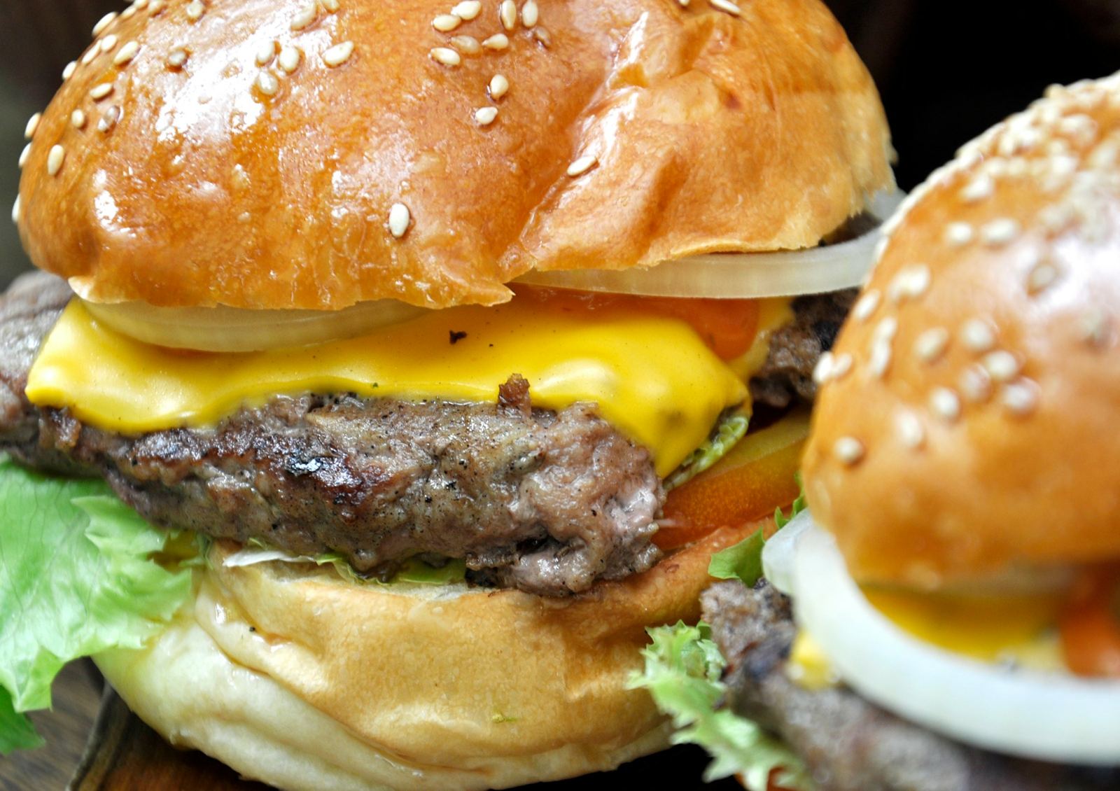 Hamburguesa con queso fundido