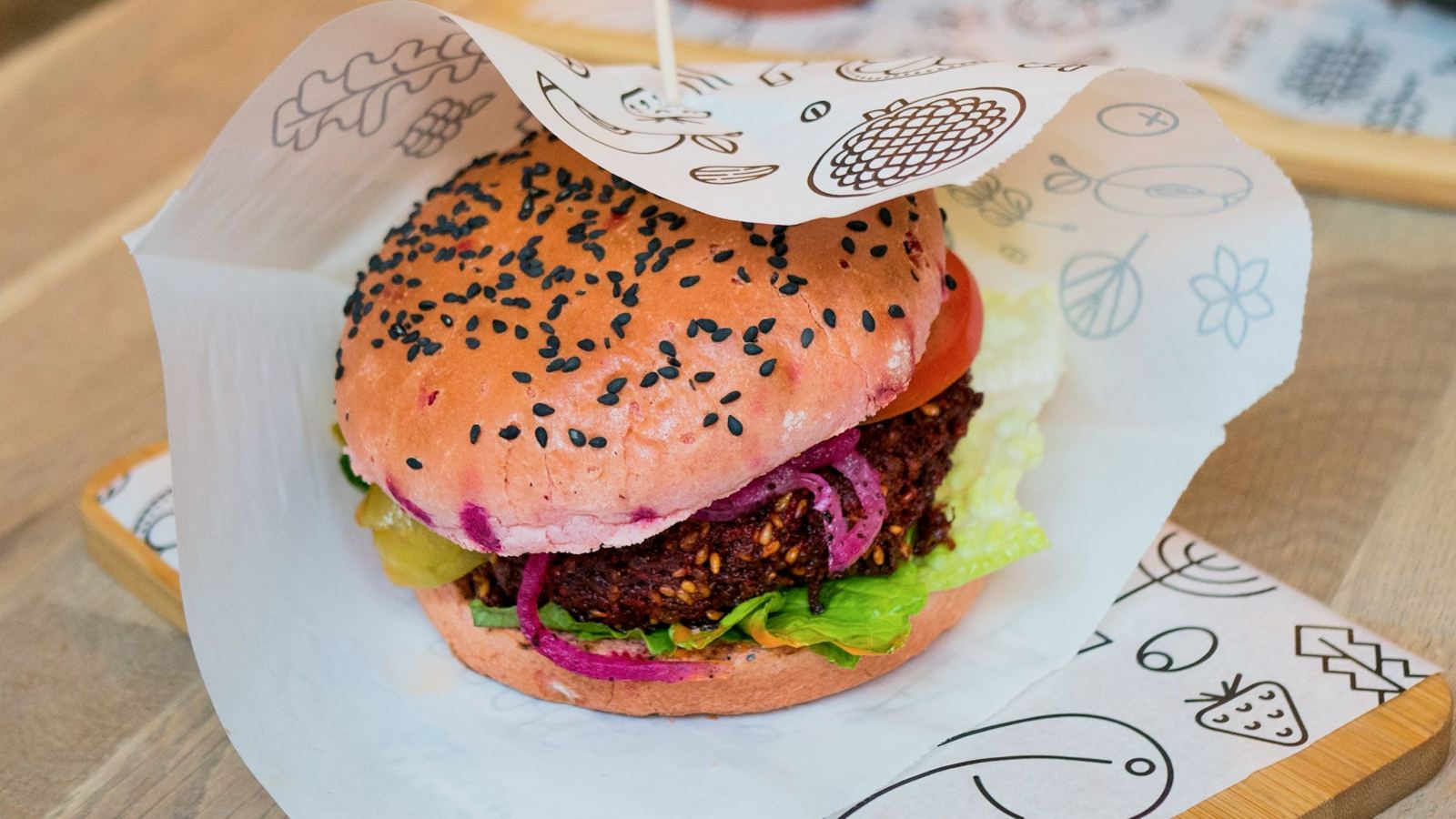 Hamburguesa vegetal con pan de semillas